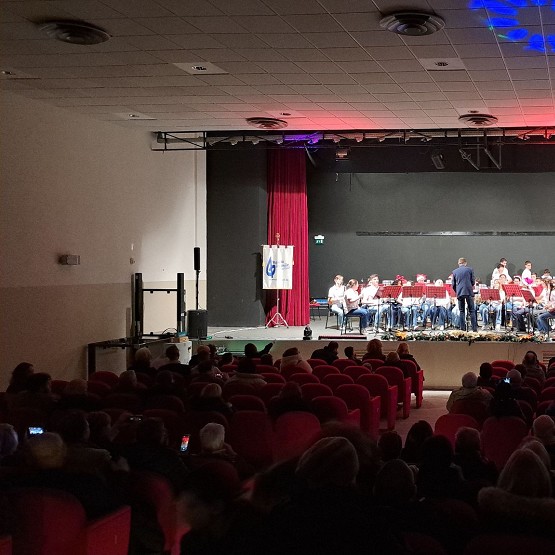 saggio natale 2024.jpg